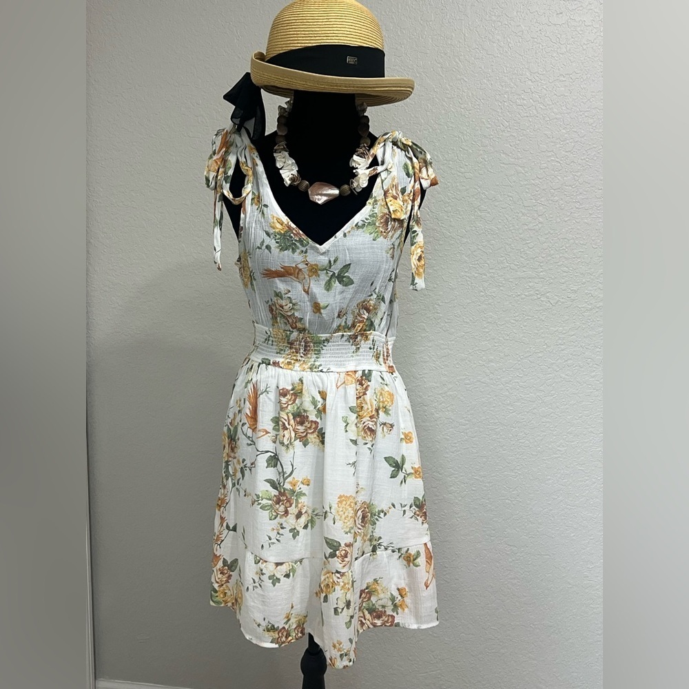 Blu Pepper Gold and Pink Ruffled Tiered Midi Dress caja 4